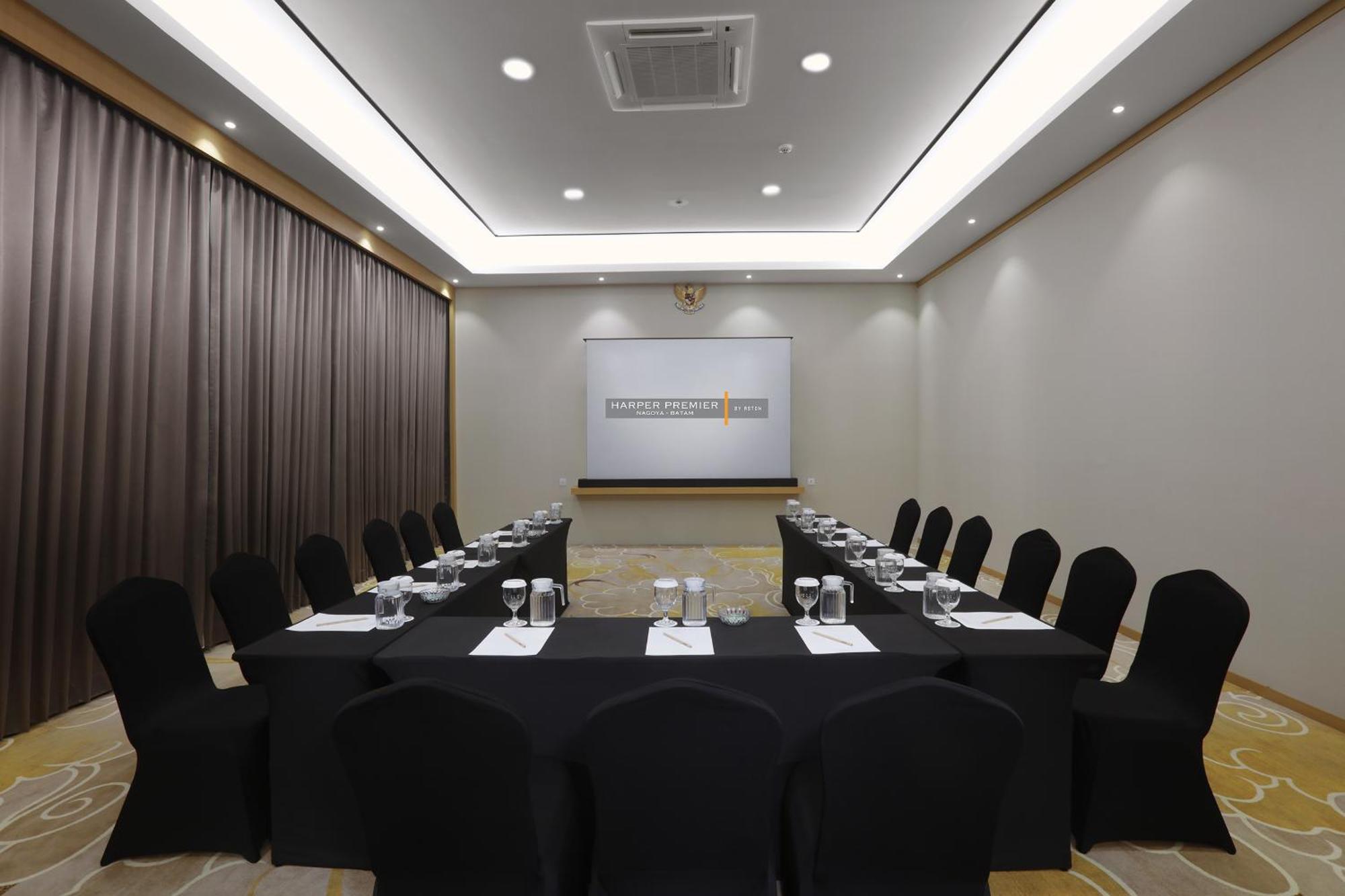Harper Premier Nagoya Batam Hotell Eksteriør bilde